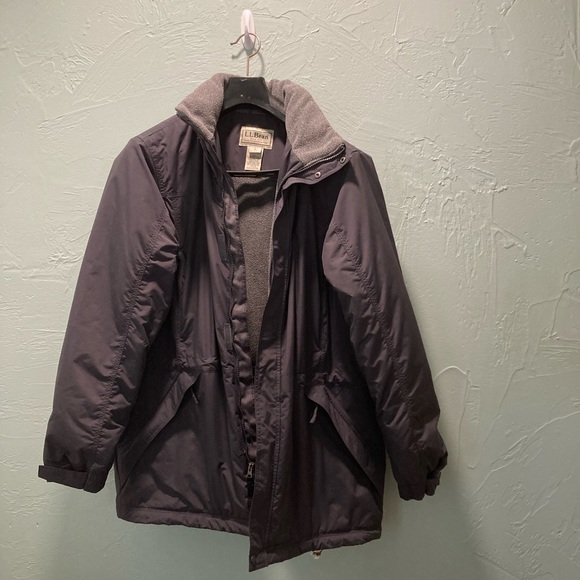 L.L.Bean-Men’s Gray Winter Coat - Picture 5 of 10